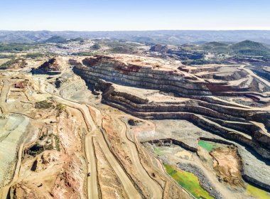 Büyük, havadan görünümü açın çukur mayını 