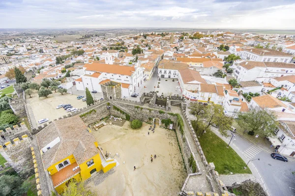 Paisaje urbano con castillo y catedral, Beja, Alentejo, Portugal — Foto de Stock