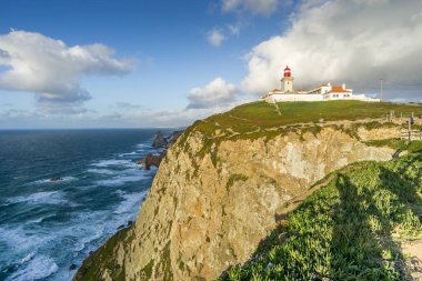 Cape Roca, Sintra - Cascais doğal uçurumlarda deniz feneri 