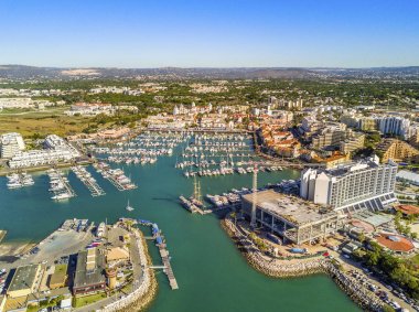 Lüks ve turistik Vilamoura, Algarve, Portu havadan görünümü