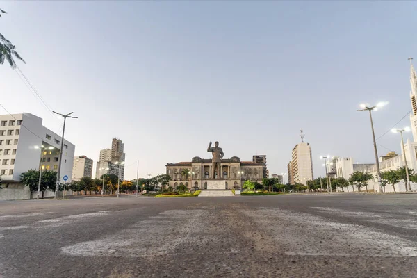 Onafhankelijkheidsplein Met Samora Machel Standbeeld Stadhuis Maputo Mozambique Afrika — Stockfoto
