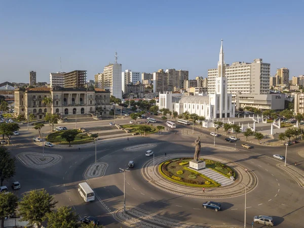 モザンビークの首都マプトの独立広場の空中写真 — ストック写真