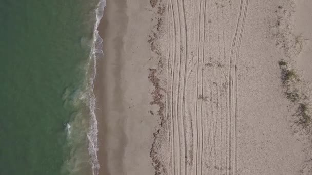 Flygfoto över Macaneta Beach, Maputo Province, Moçambique — Stockvideo