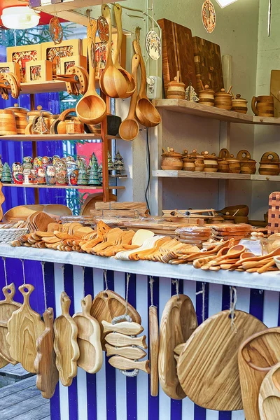 Ahşap mutfak aksesuarları satış Riga Noel pazarı