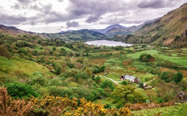 Güzel Panoramic görüntülemek dağlar Snowdonia Milli Parkı