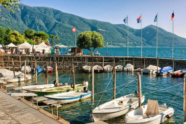 Tekneler, promenade Ascona İsviçre Ticino'deki/daki oteller
