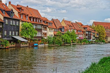 Balıkçılar evler üzerinde Regnitz nehir küçük Venedik Bamberg