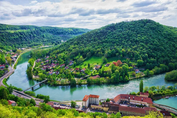 Widok z lotu ptaka na Besancon w regionie Bourgogne Franche Comte Francja — Zdjęcie stockowe