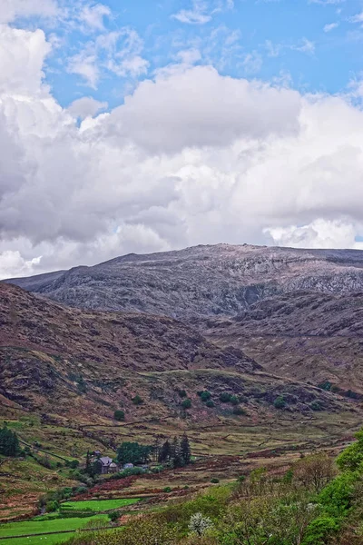 Szép lánc a Snowdonia Nemzeti Park hegyei — Stock Fotó