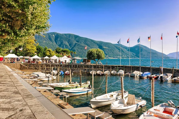 Boats at promenade in Ascona in Ticino of Switzerland — Stock Photo, Image