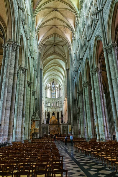 Chór i ołtarza w Amiens Katedra Notre Dame Pikardia — Zdjęcie stockowe