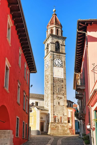 Церква в місті Ascona в Тічіно-Швейцарія — стокове фото