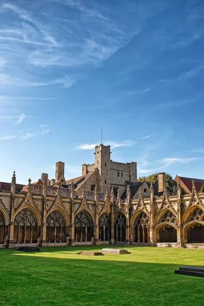 Cloister Garden en la Catedral de Canterbury en Kent Reino Unido — Foto de Stock