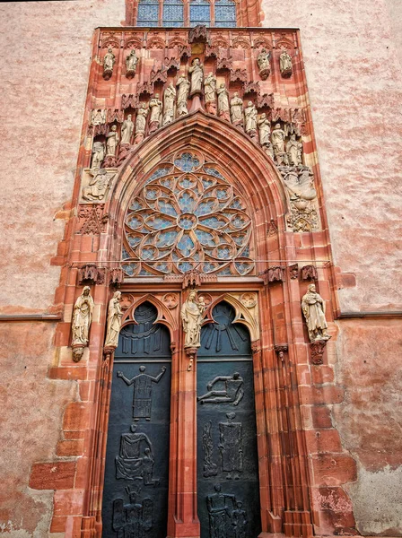 Entrance door of Frankfurt Cathedral in Frankfurt am Main Germany — Stock Photo, Image