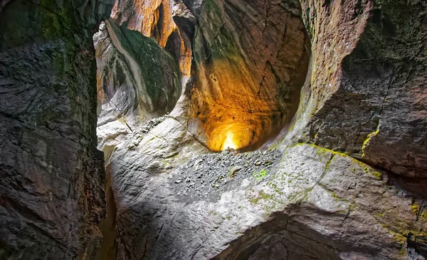 Ущелини в Trummelbach падає Лаутербруннен Долина Берн Кантон Швейцарії — стокове фото