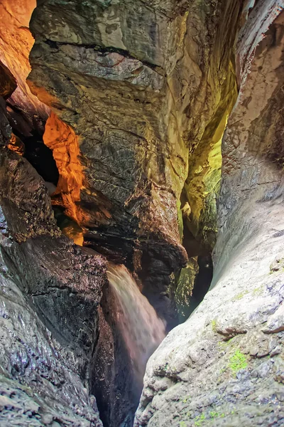 Gorge in Trummelbach waterfalls in Lauterbrunnen valley Bern canton Switzerland — Stock Photo, Image