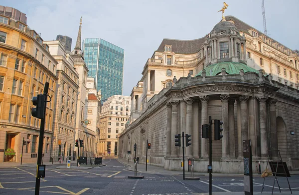 Sede del Banco de Inglaterra en la ciudad de Londres — Foto de Stock