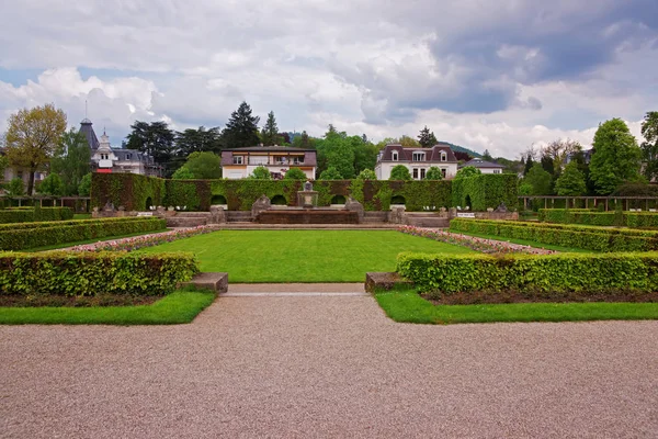 Lichtentaler Allee park in Baden Baden Germany — 图库照片