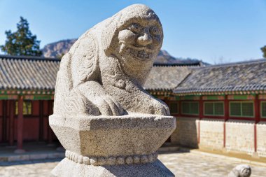 Mitolojik aslan Haechi de Seul Gyeongbokgung Sarayı