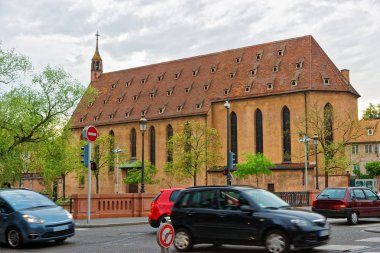 Fransa 'nın Strazburg şehrinde Saint Jean Kilisesi
