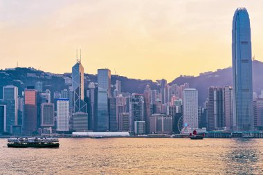 Gün batımından Star Feribot, Victoria Harbor, Hong Kong