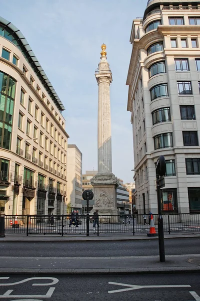 Monumento al gran incendio de Londres en el Reino Unido — Foto de Stock