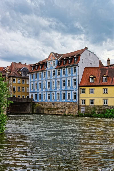 Gamla staden och Regnitz floden i Lilla Venedig Bamberg — Stockfoto