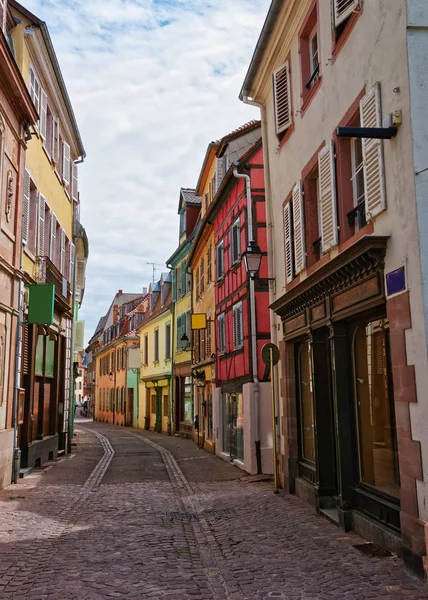 Cidade velha em Colmar na Alsácia, na França — Fotografia de Stock