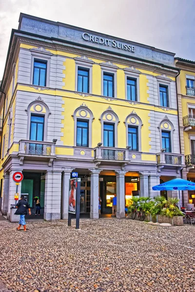 Piazza Grande en el centro de la ciudad en Locarno de Ticino Suiza — Foto de Stock