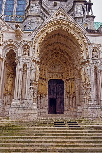 Portal der Kathedrale unserer Herrin von Chartres France — Stockfoto