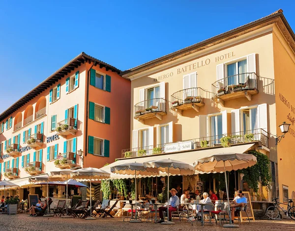 Restaurants und Cafés in ascona in ticino schweiz — Stockfoto