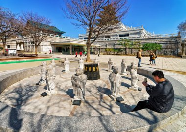 Gyeongbokgung Sarayı Seul içinde on iki zodyak hayvan Tanrılar