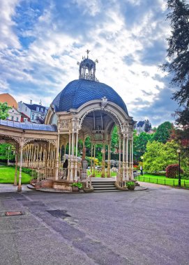 Park Colonnade ahşap çardak, Karlovy Vary ile