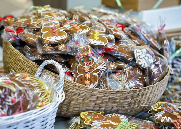 Pão de gengibre como lembranças no Mercado de Natal de Vilnius — Fotografia de Stock