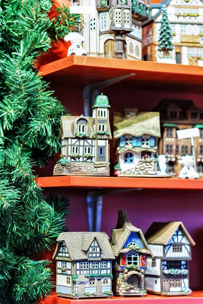 Handmade ceramic houses at Vilnius Christmas Market — Stock Photo, Image