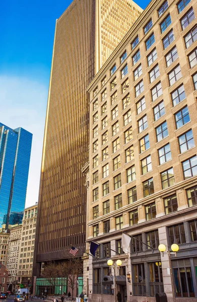 State Street ve Washington Sokağı kesişimi, gökdelenler