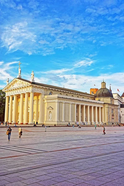 Katedry na Plac Katedralny w starym mieście Vilnius — Zdjęcie stockowe