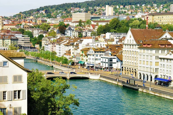 Bridge at Limmatquai in city center of Zurich — Stock Photo, Image