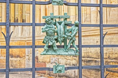 Prag'da barda pişmiş domuz arması