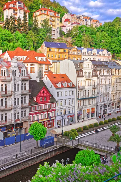 Nézd a sétányon, Karlovy Vary, Cseh Köztársaság — Stock Fotó