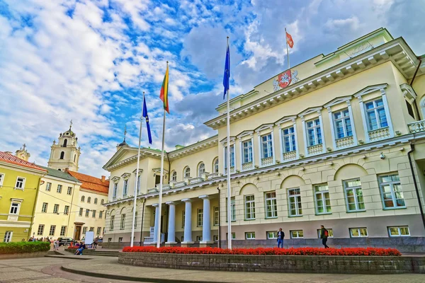 Prezidentský palác na staré město Vilnius — Stock fotografie