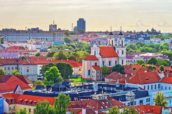 Old town roofs and Church of All Saints in Vilnius — Stock Photo, Image