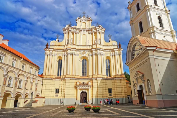 Church of Saint John and bell tower at Vilnius University — Stock Photo, Image