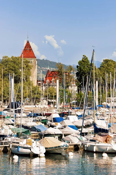 Marina with yachts in Lake Geneva Lausanne Swiss — Stock Photo, Image