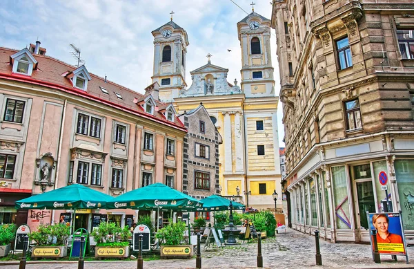 Saint Ulrich Church at Neustiftgasse in Vienna — Stock Photo, Image