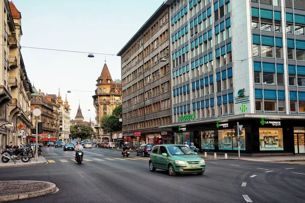 Улица с дорогой в Женева — стоковое фото