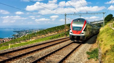 Bağ Teras Lavaux, Cenevre Gölü Alps, tren