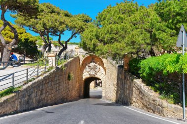 Mdina Yunan dış kapısı