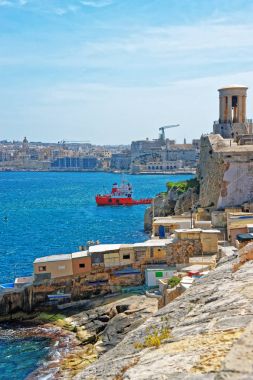 Kuşatma Bell anma töreninde Christopher bastion Valletta gemi