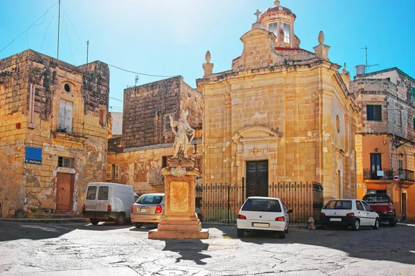 St Paul církve náměstí v Rabatu — Stock fotografie